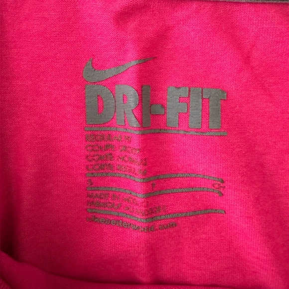 Nike Dri-Fit V-Neck Short Sleeve T-shirt Women’s size Small - Picture 4 of 8